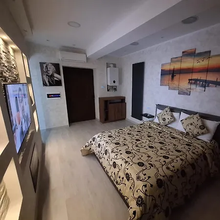 Casa Vittoria Apartment San Feliciano