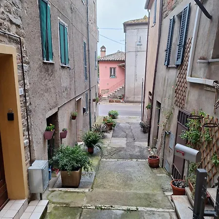 Casa Vittoria Apartment San Feliciano